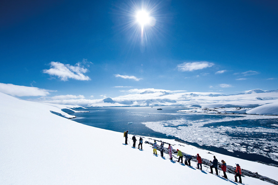 2026-0716-Antarctica 21-Snowshoeing-image-3